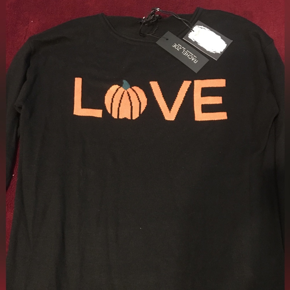 Pumpkin L🎃VE Sweater